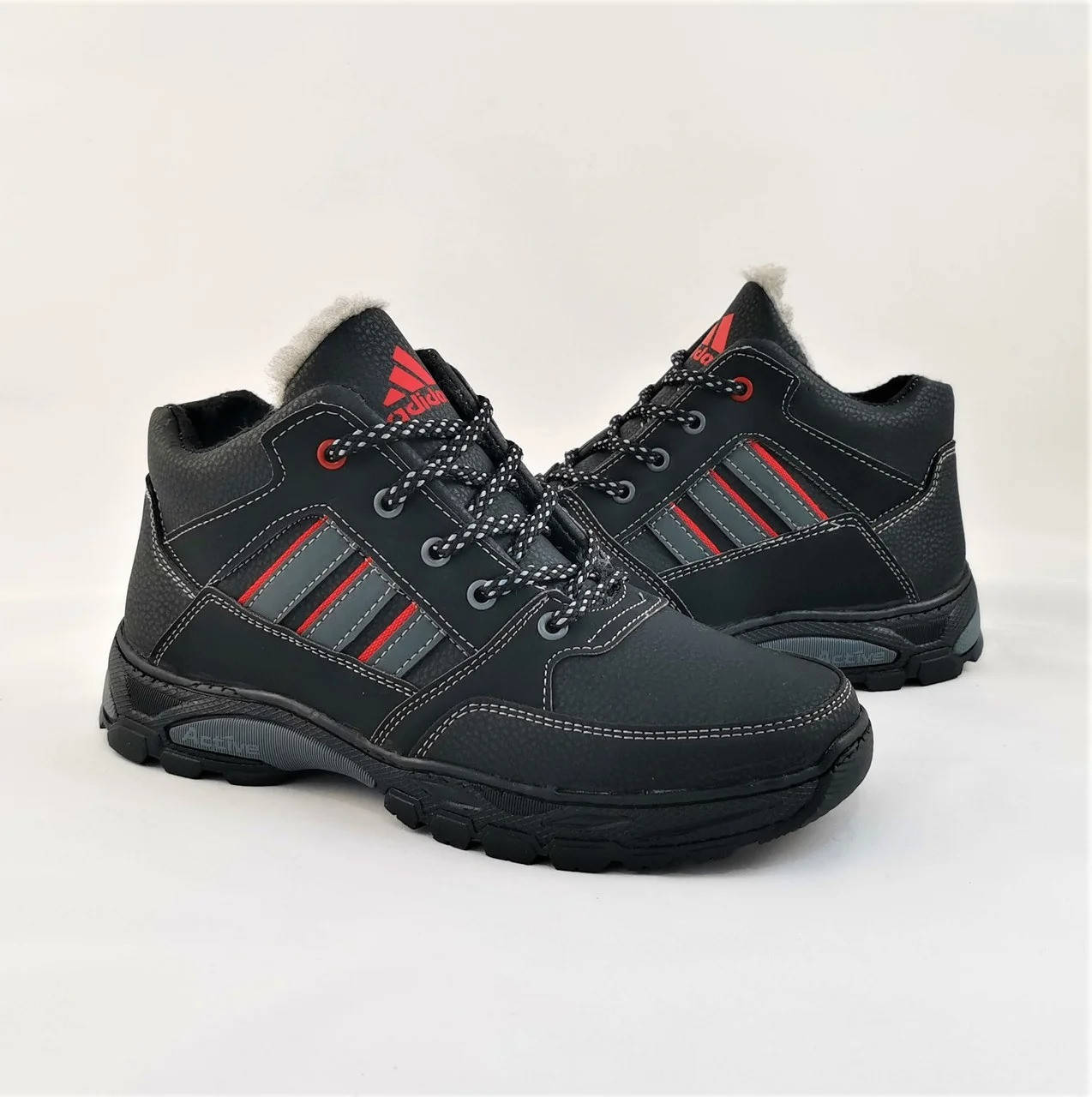 Мужские Зимние Кроссовки в стиле ADIDAS с Мехом Черные Адидас 40,44,45 размеры, Черный
Мужские Зимние Кроссовки в стиле ADIDAS с Мехом Черные Адидас 40,44,45 размеры, Черный
