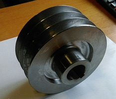 Шкив трехручейный (наружный диаметр 150 мм, внутренний 30 мм, тип В)