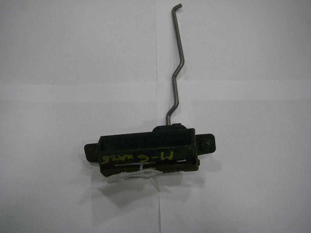 Ручка крышки багажника Mazda 6 (GG) 03-07 (Мазда 6 ГГ)