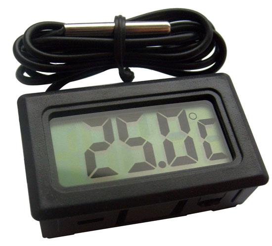 Цифровой термометр с внешним датчиком