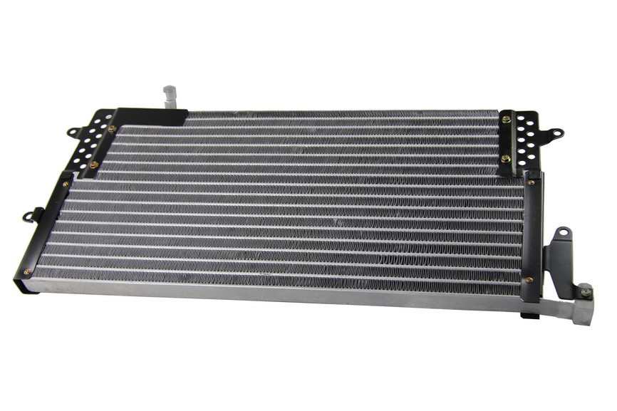 

Радиатор кондиционера Volkswagen Passat B3/B4 (1988-1996) - KTT110002 (NRF 35534 / NIS 94179) Nissens