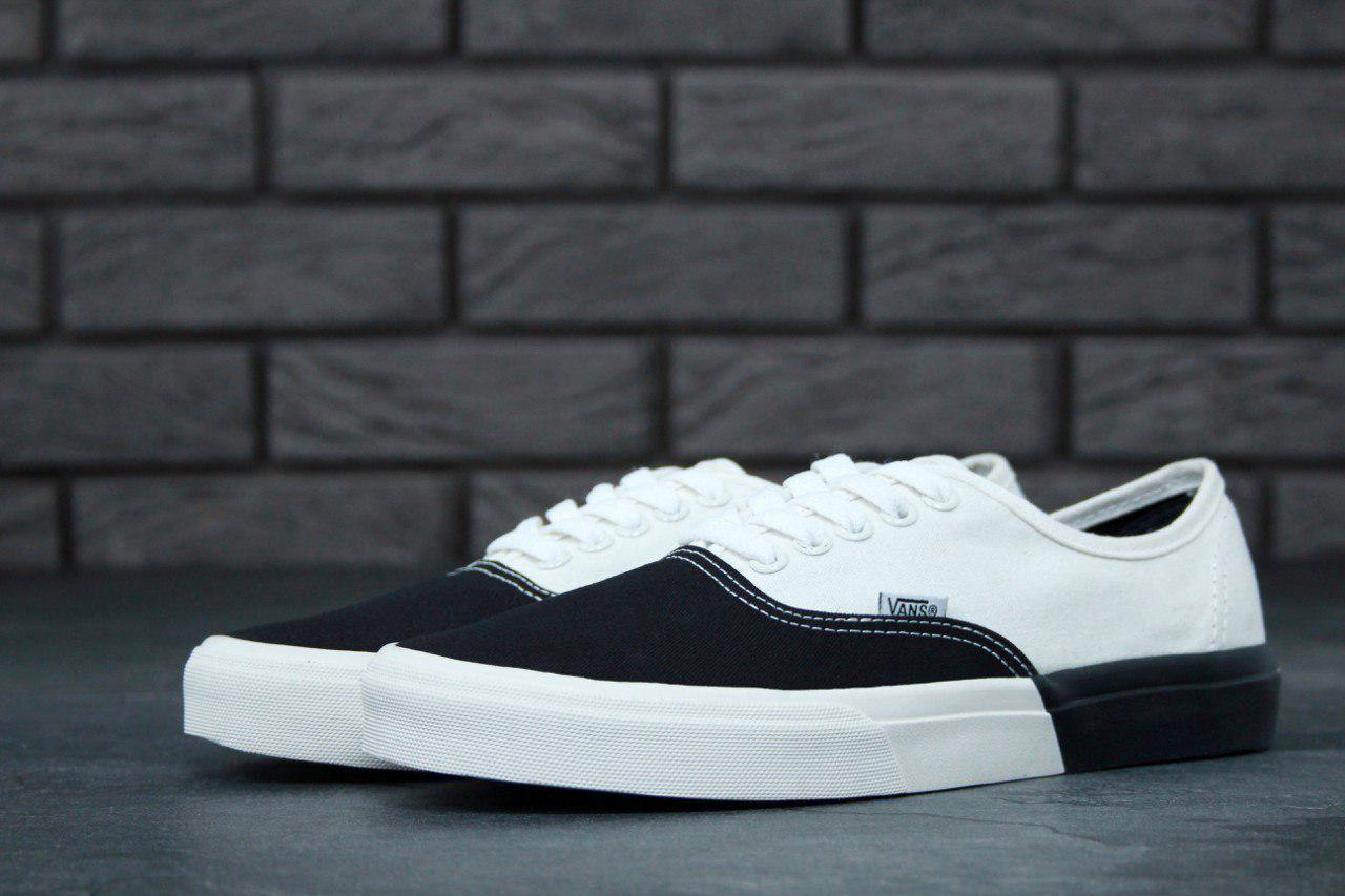 

Кеды мужские в стиле Vans Authentic код товара KD-50004. Черно-белые 42