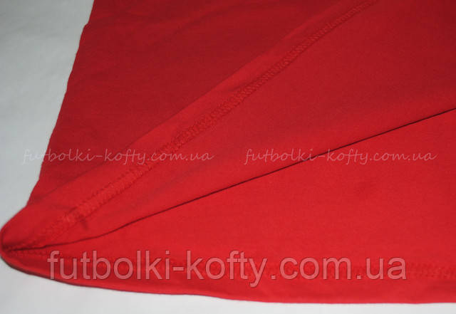 Красная мужская футболка плотная мягкая