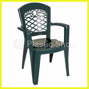 Пластиковое кресло 