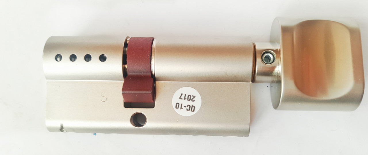 

RB-LOCKS P 82 (47,5×34,5Т) ключ/тумблер никель (Израиль)