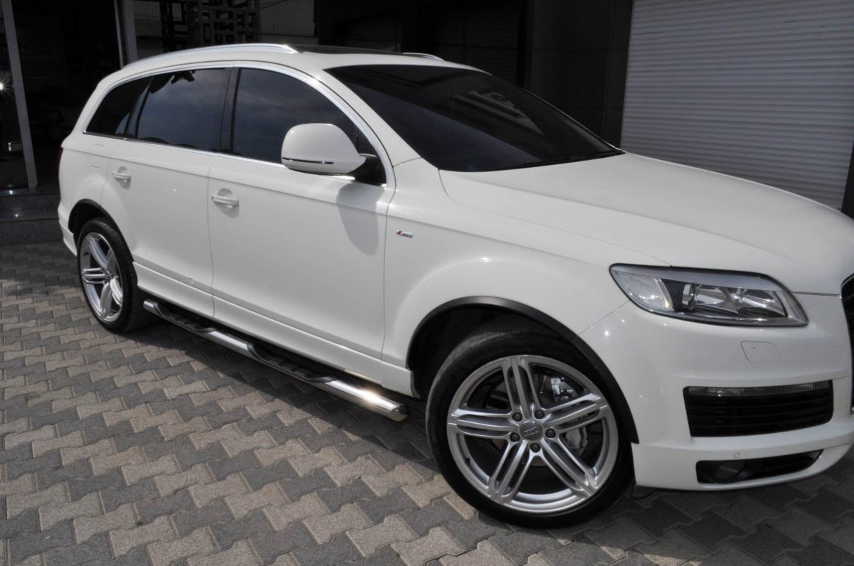 

Боковые трубы Audi Q7