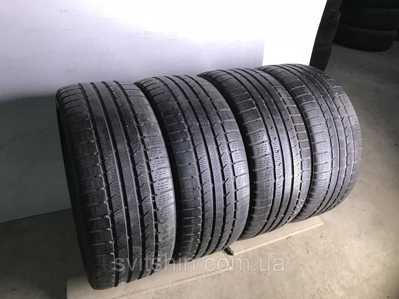 

Шини бу зима 235/40R18 Continental TS810S (4,5-5мм) 4шт