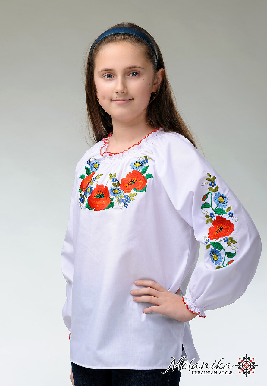 

Вышитая блузка для девочки с маками "Украинские краски»