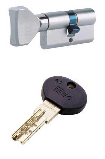 

ISEO R7 70 (30х40) ключ-тумблер матовий хром