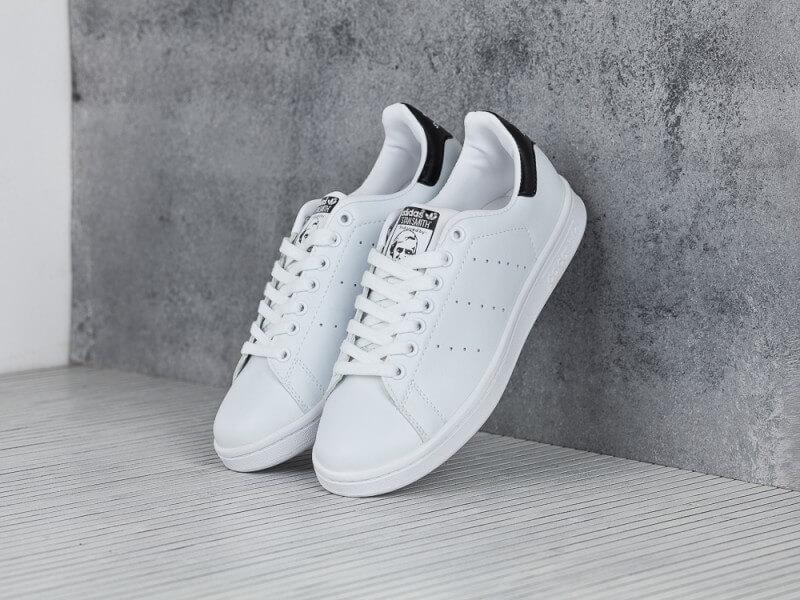 

Кроссовки Adidas Stan Smith белые с черным (Адидас Стен Смит белые с черной пяткой) мужские и женские размеры