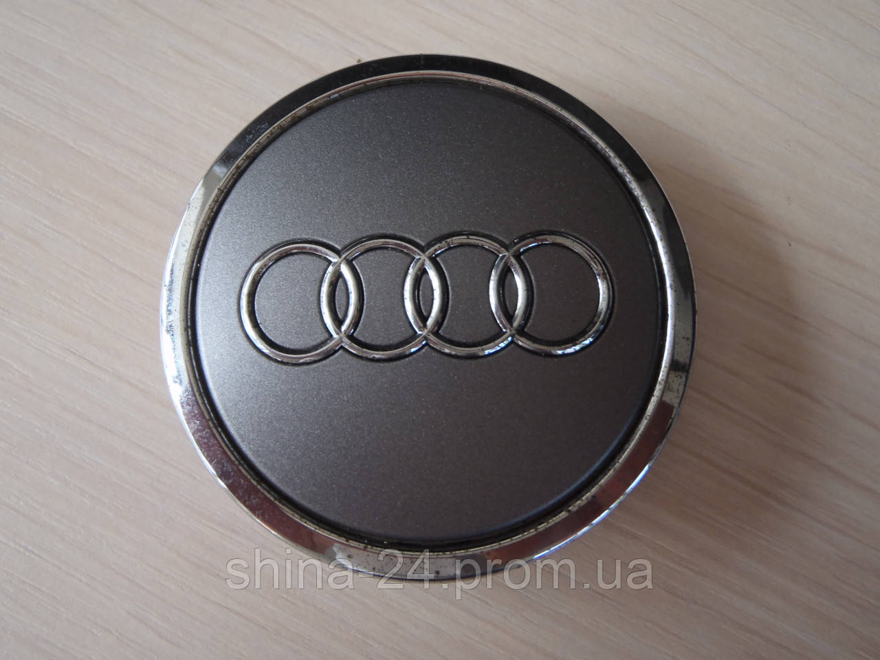Оригинальные Колпачки заглушки на диски Audi/Ауди 69/56/14мм. 4B0 601 