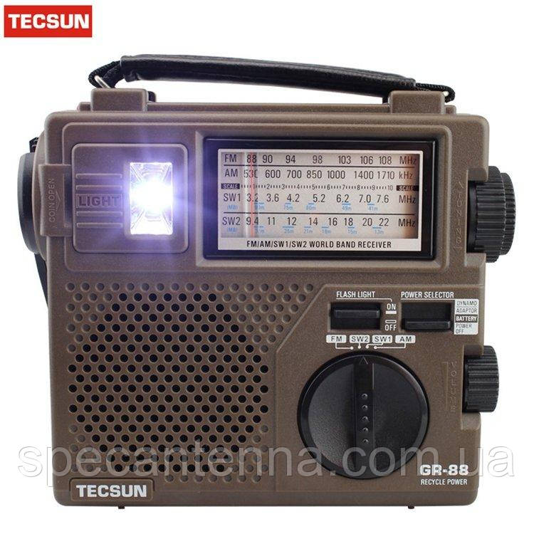 FM/AM/SW радиоприемник GR88-T, ручной динамо-генератор, фонарь, три ис