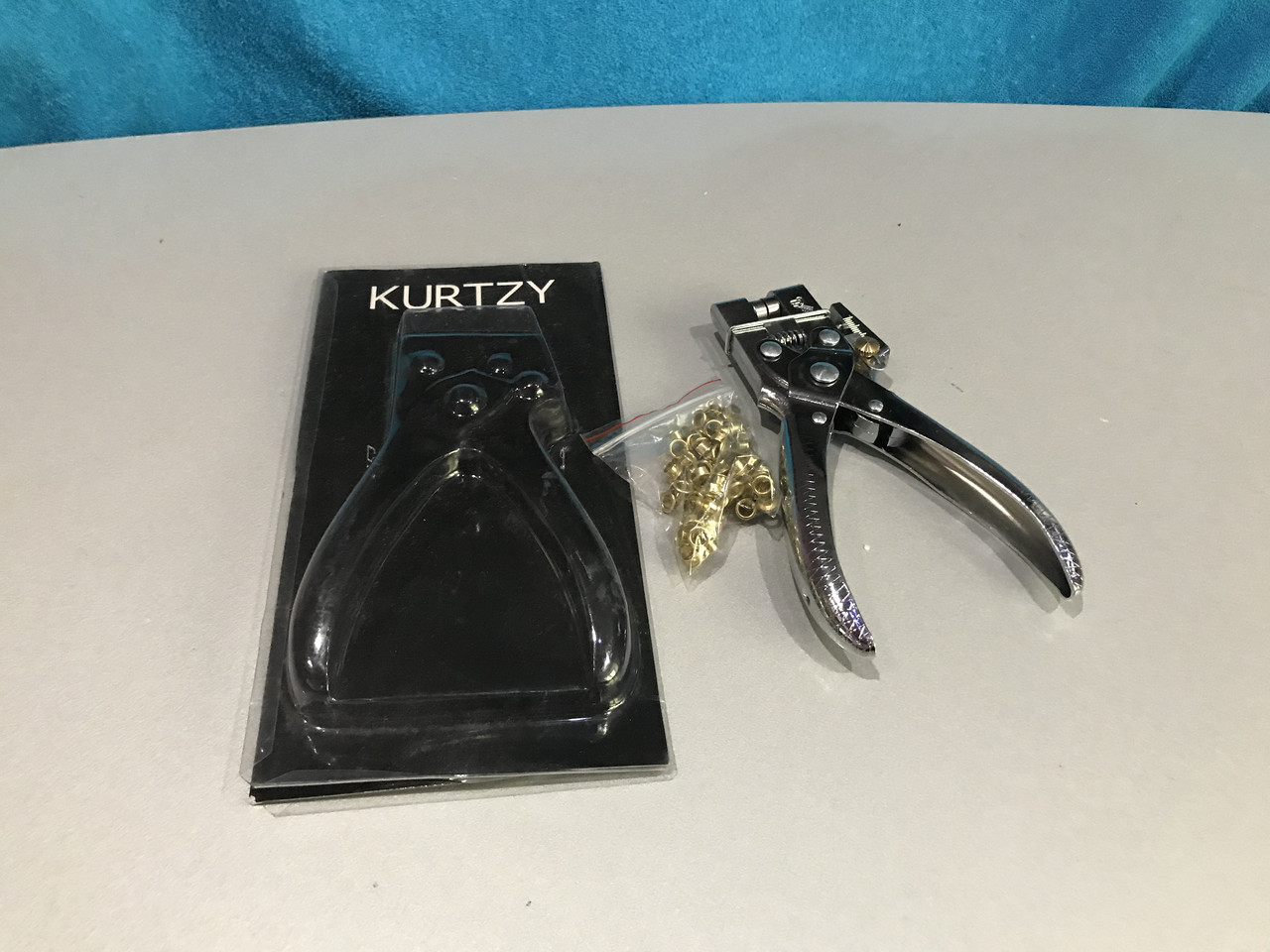 

Kurtzy дырокол для ремней