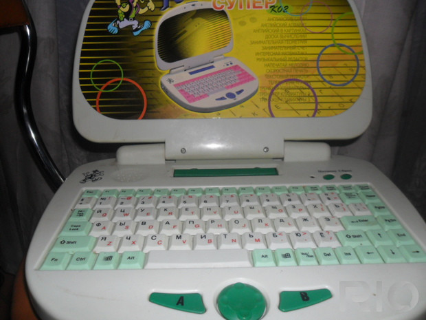 Игровая приставка Комбат-16 как Sega