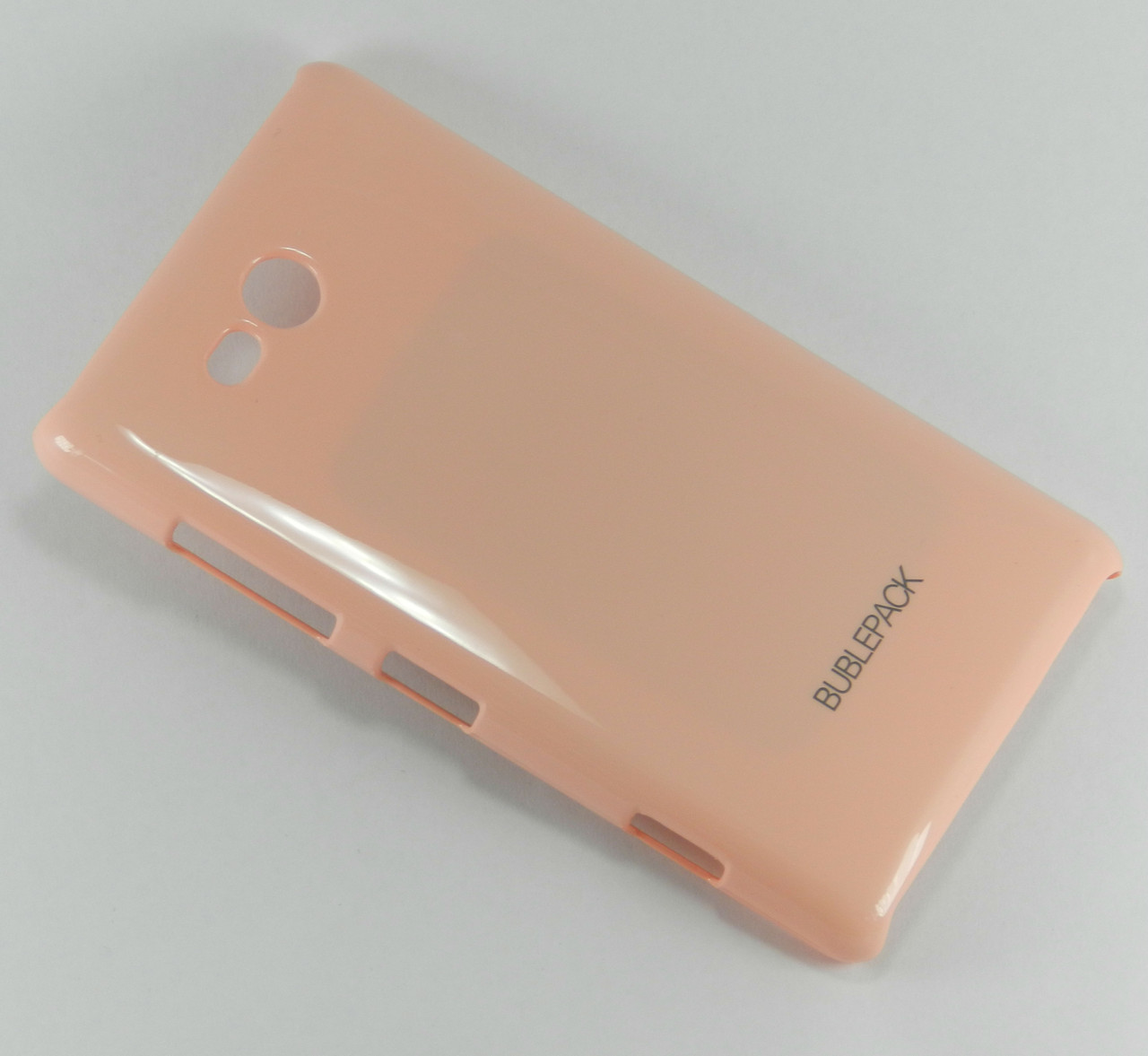 пластиковый чехол на Nokia Lumia 820 розовый