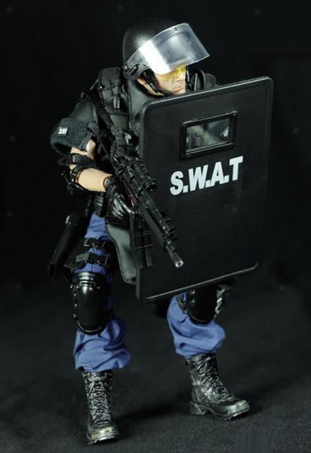 

Фигурки бойцов группы s.w.a.t