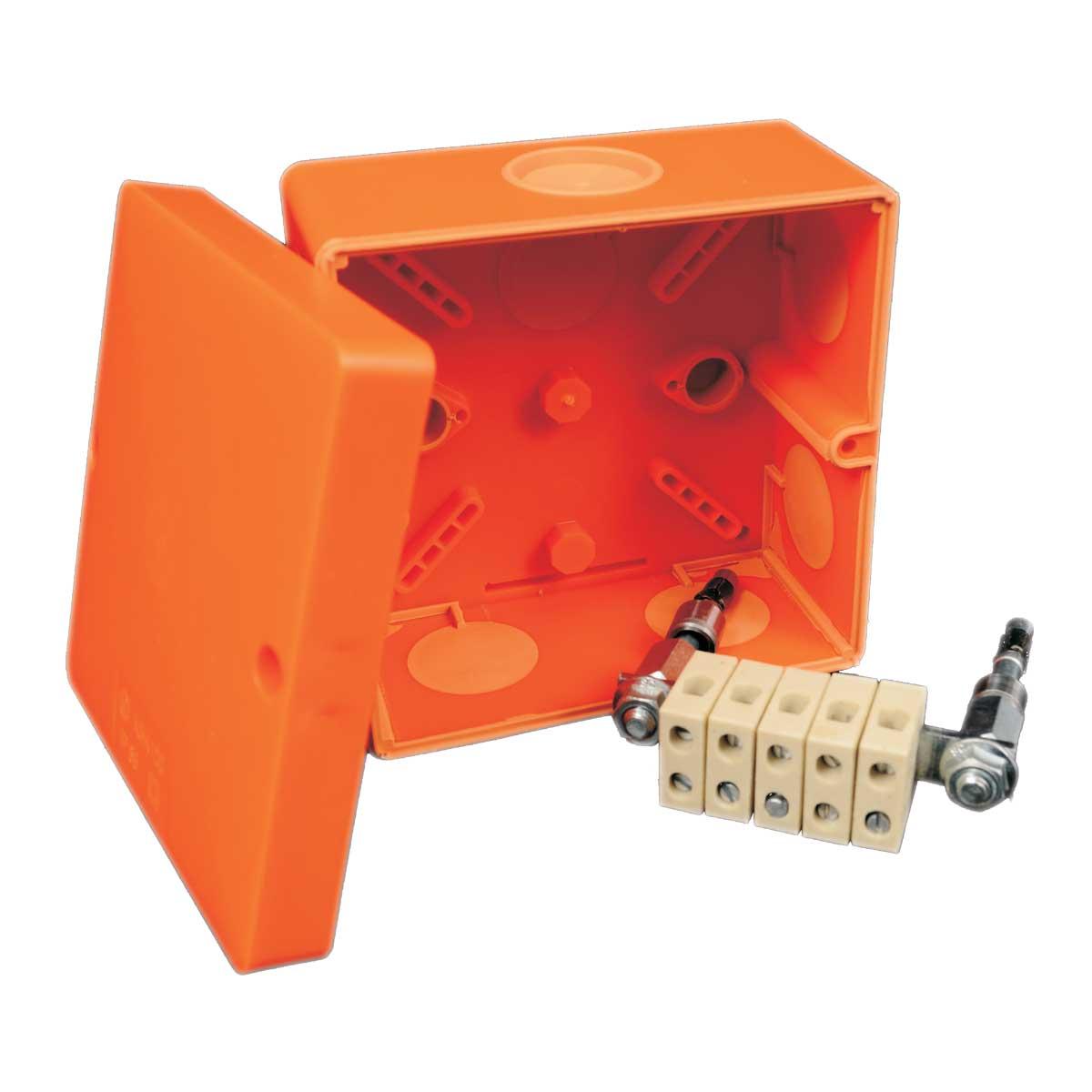 Коробка вогнестійка IP 66,  керамічна клема 5x6мм; клас Е90; розміри 101х101х46,6мм