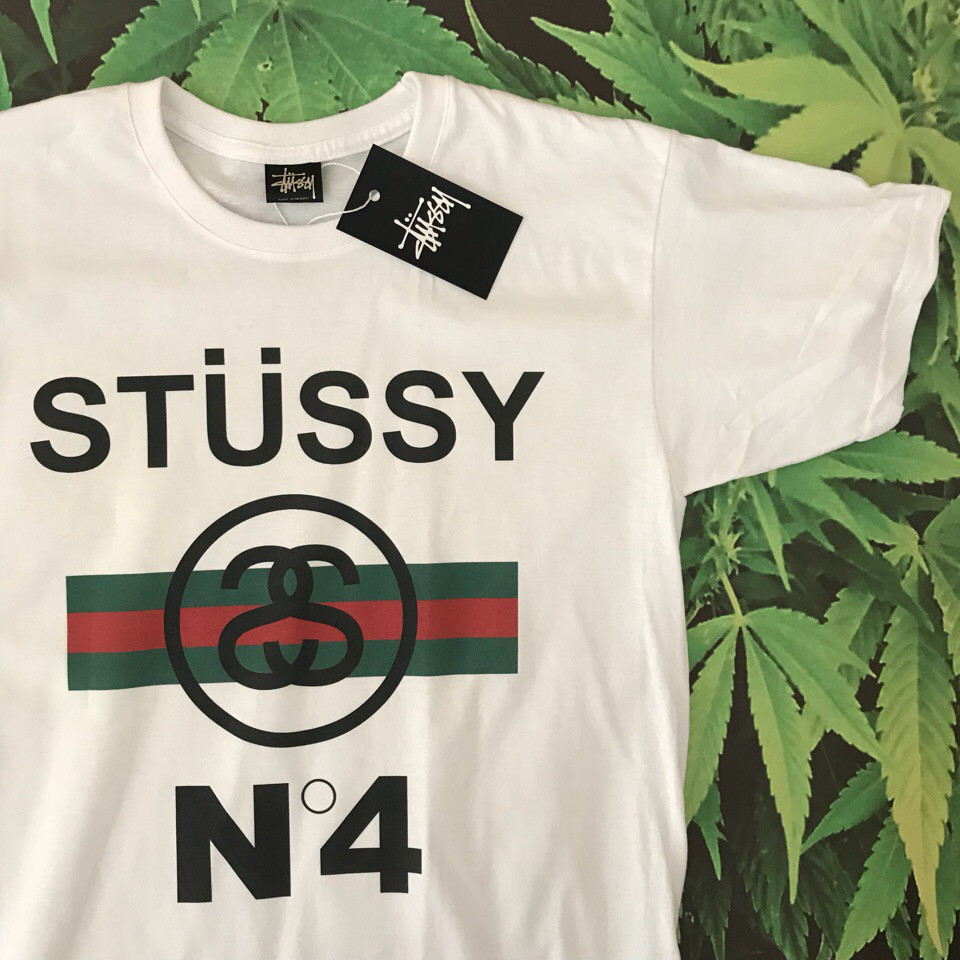 

Футболка Яркая Stussy #4. Не оригинал, но качественная