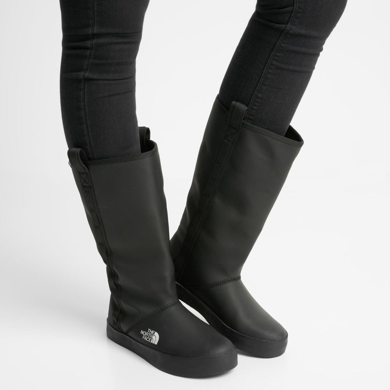 the north face base camp rain boot