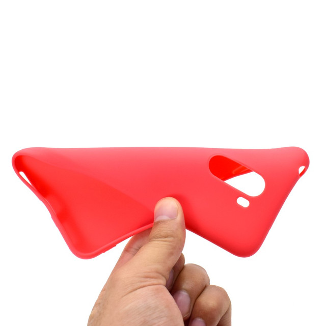 чехол накладка Xiaomi Pocophone F1 красный