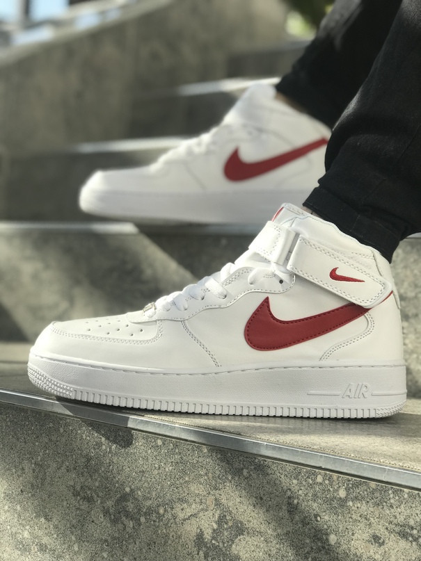 

Кроссовки в стиле Nike Air Force High White/Red мужские 42, Белый;красный