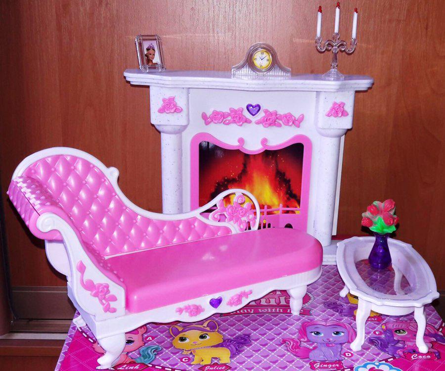 Меблі для ляльок Gloria Глорія 2618 Затишна вітальня Барбі з каміном, диваном, журнальним столиком - LaLaToys в Харкові