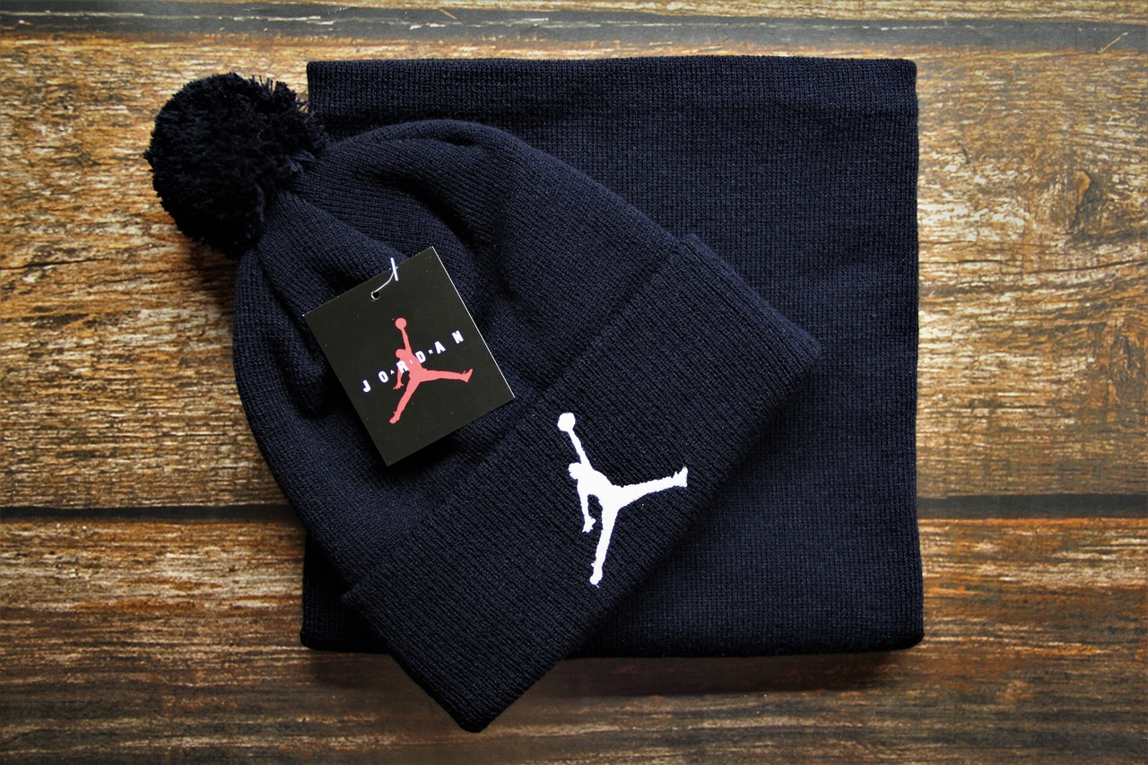 Комплект чоловічий зимовий Jordan темно-синій. Чоловічий зимовий комплект (шапка+бафф/снудд) чорний.