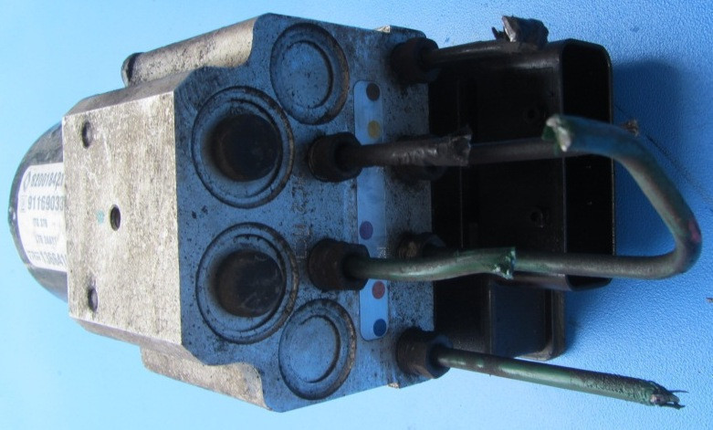 

Блок ABS Nissan Primastar 8200511146 93857506 15052203 2001-2014 гг 93863443