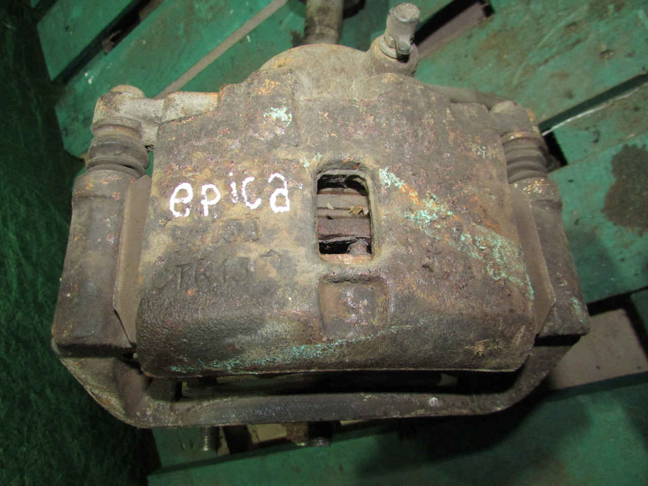 

Суппорт передний Chevrolet Epica
