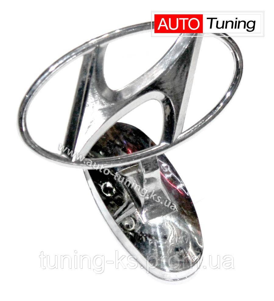 

Значок HYUNDAI - хромированная металлическая эмблема на ножке (прицел), Chrome