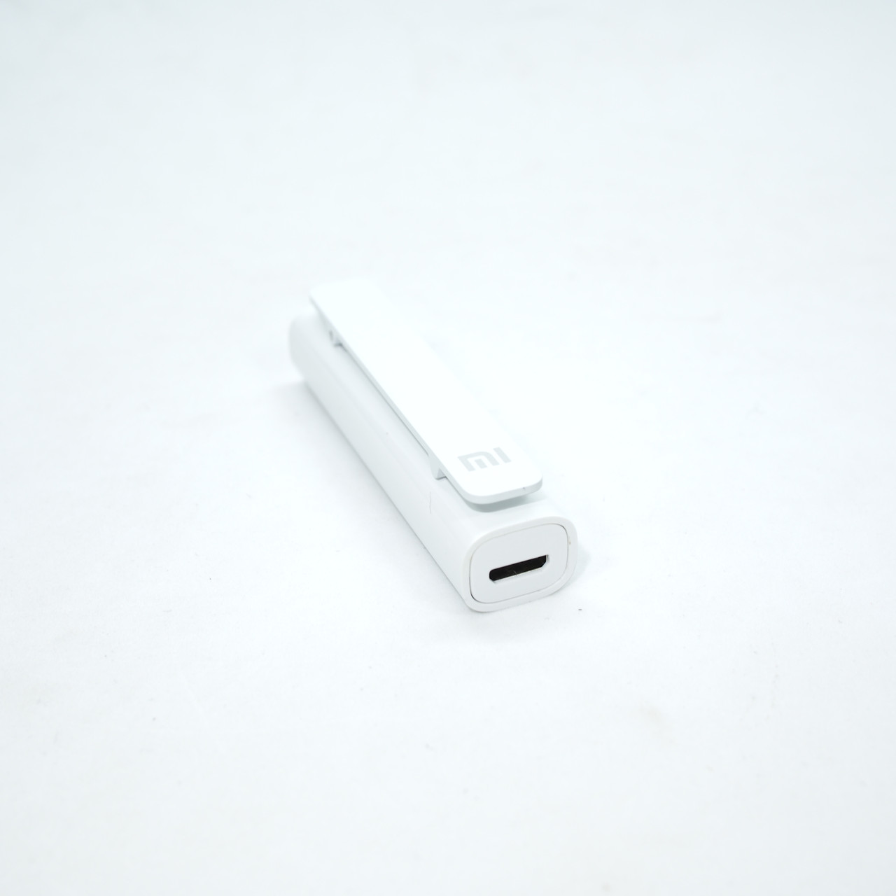 Гаджеты Xiaomi Bluetooth Mi Audio Receiver white Белый