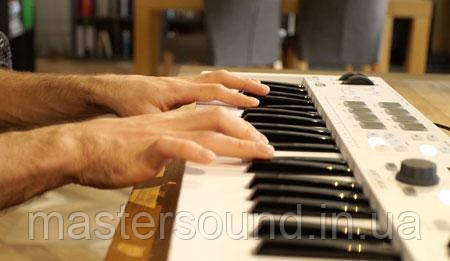  Midi клавіатура Arturia Keylab Essential 61 купити в MUSICCASE 