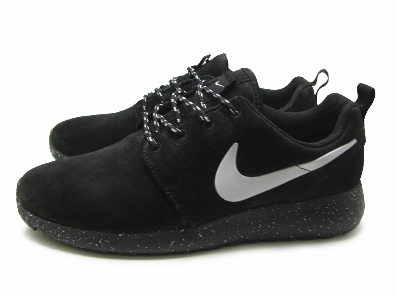 

Кроссовки Nike Roshe Run Cosmos замшевые черные мужские 40