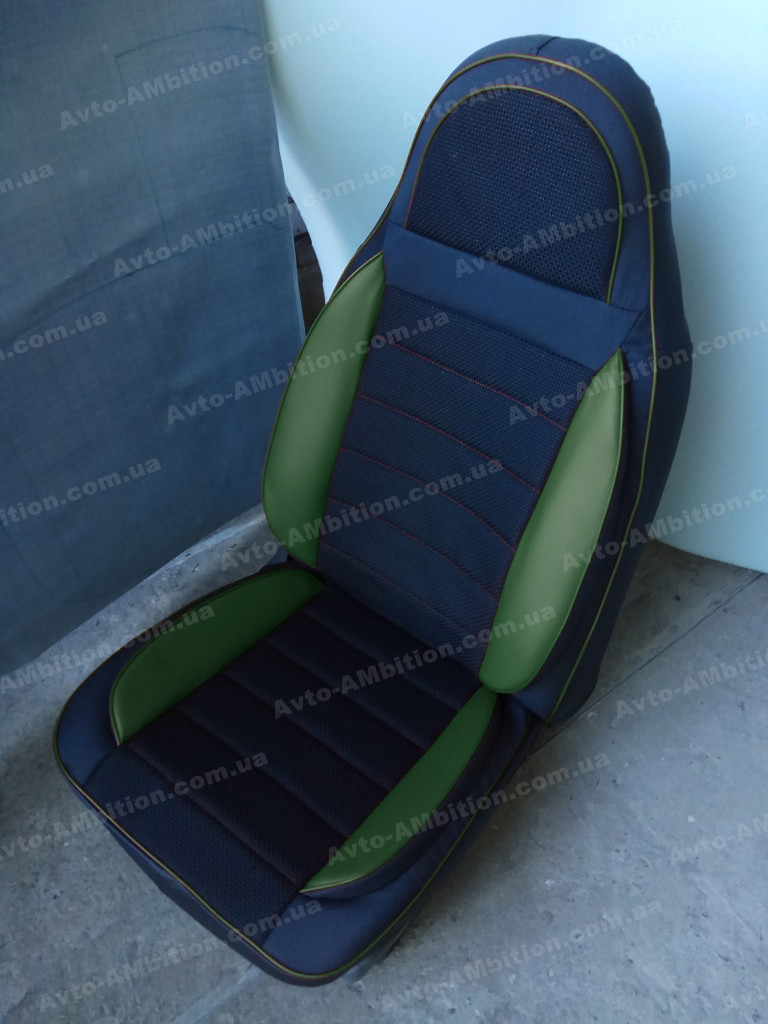 

Чехлы на сиденья Ситроен Джампер (Citroen Jumper) 1+2 (универсальные, кожзам, пилот СПОРТ) черно-зеленый