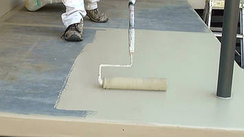 Как выбрать краску для бетонного пола?