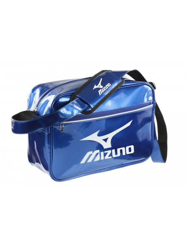 

Сумка лаковая Mizuno. Цвет синий. Белый логотип Mizuno. Размер S (36x14x25cm)