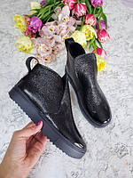 Черные короткие ботинки женские подростковые на черной подошве слипоны мокасины демисезонные натуралки