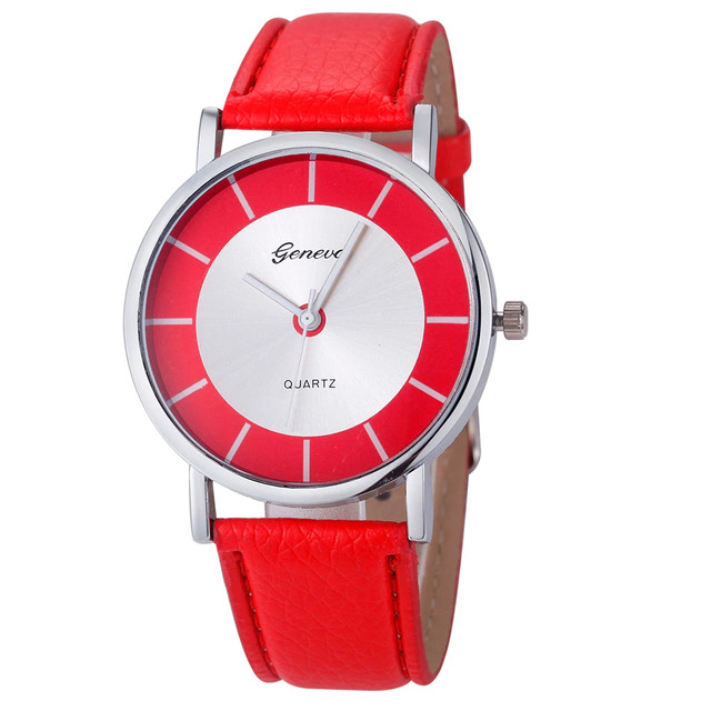 Женские наручные часы с красным ремешком