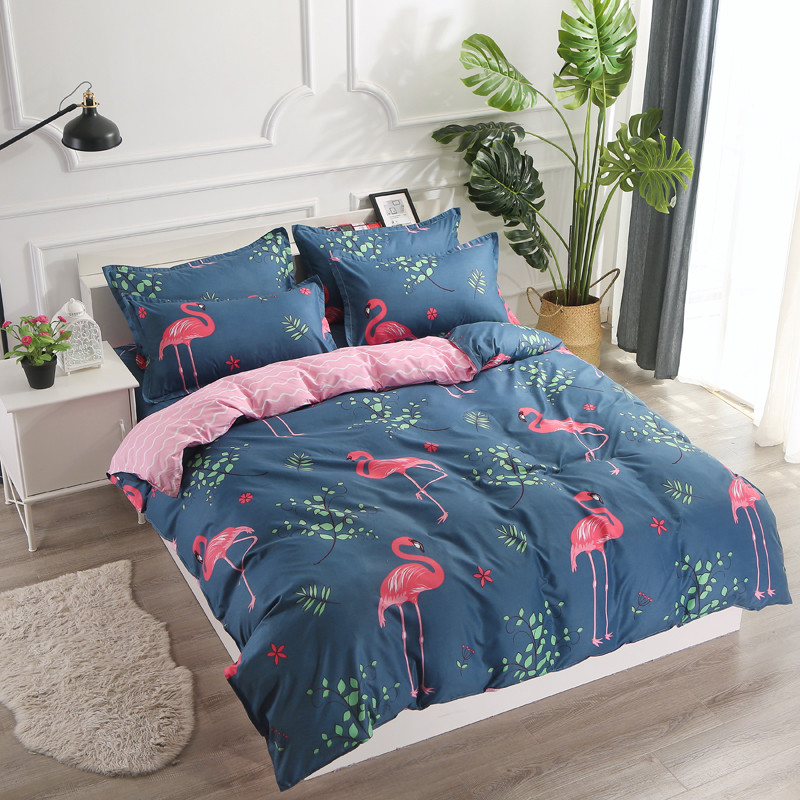 

Комплект постельного белья Розовый фламинго с простынью на резинке (двуспальный-евро) Berni Home, Синий / розовый
