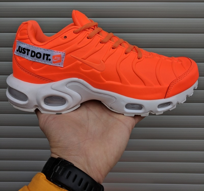 nike tn orange just do it