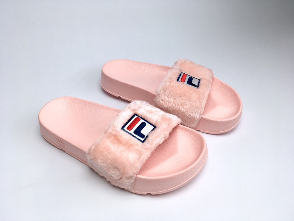 

Fila Ray Slippers Pink | сланцы женские (шлепки); нежно-розовые; фила; с мехом 39