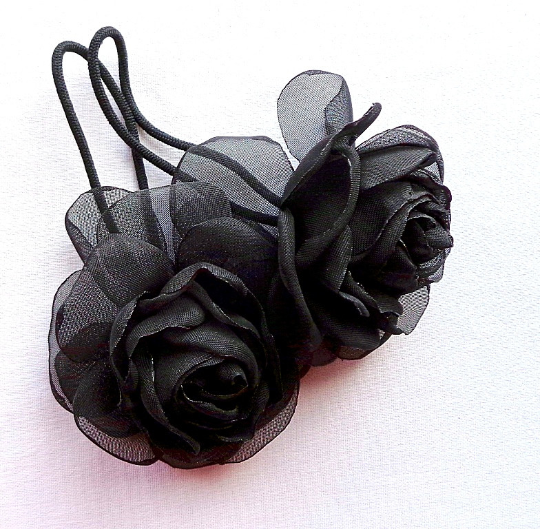 Гумка для волосся з квітами ручної роботи "Троянда Чорний Принц"-купити-в інтернет-магазині AnnaRose