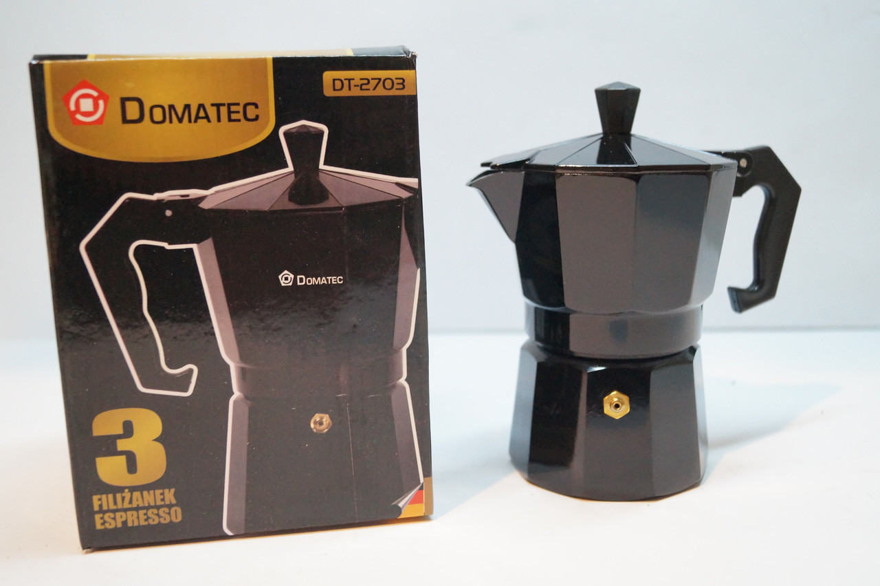 Классическая гейзерная кофеварка черного цвета Domotec DT-2703 на 3 чашки кофеварка наплитная