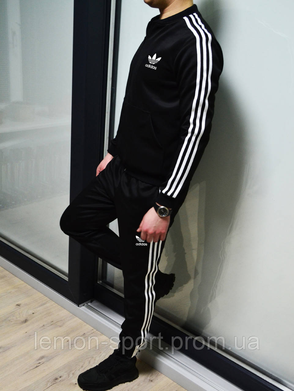 Мужской спортивный костюм с лампасами Adidas (адидас) дайвинг, цена 1079.10  грн., купить в Харькове — Prom.ua (ID#943324617)