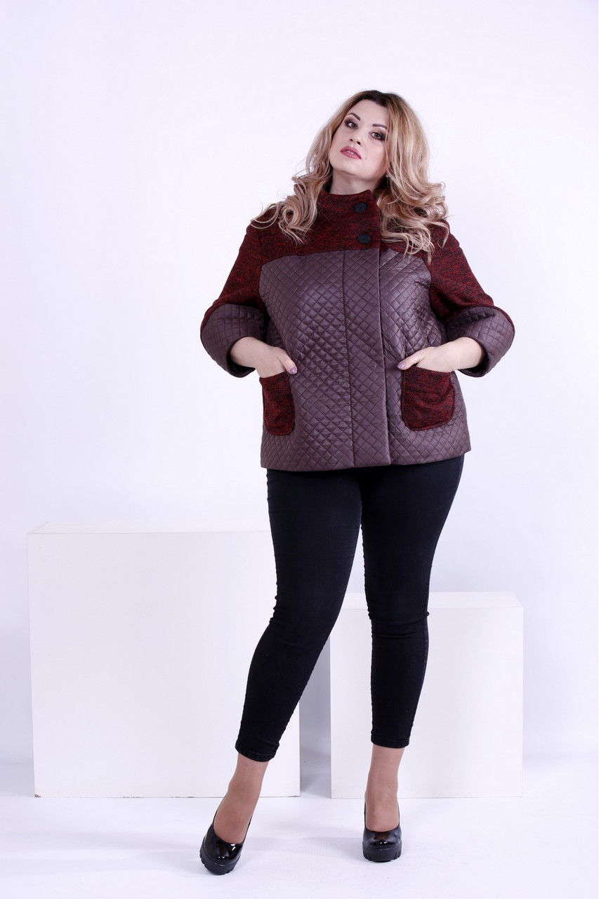

Бордовая куртка женская короткая с карманами и капюшоном большого размера 42-74. Т0875-2 60, Бордовый