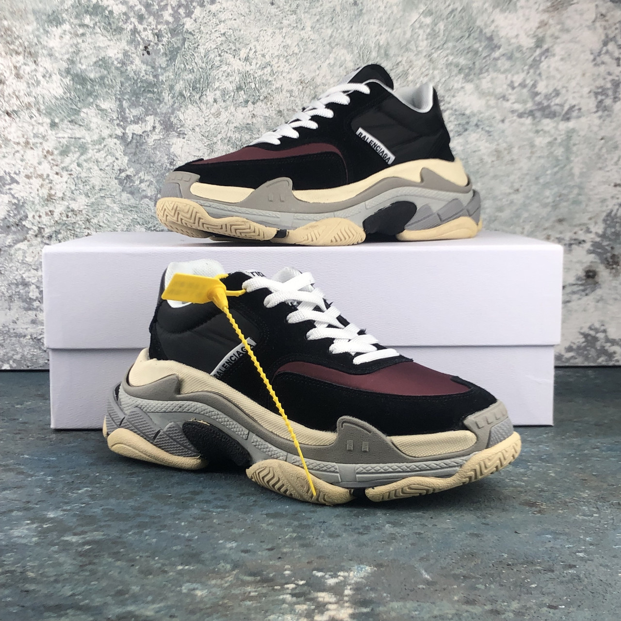 

Кроссовки женские Balenciaga Triple S в стиле Баленсиага Трипл С, замша, текстиль код IN-202. Черные