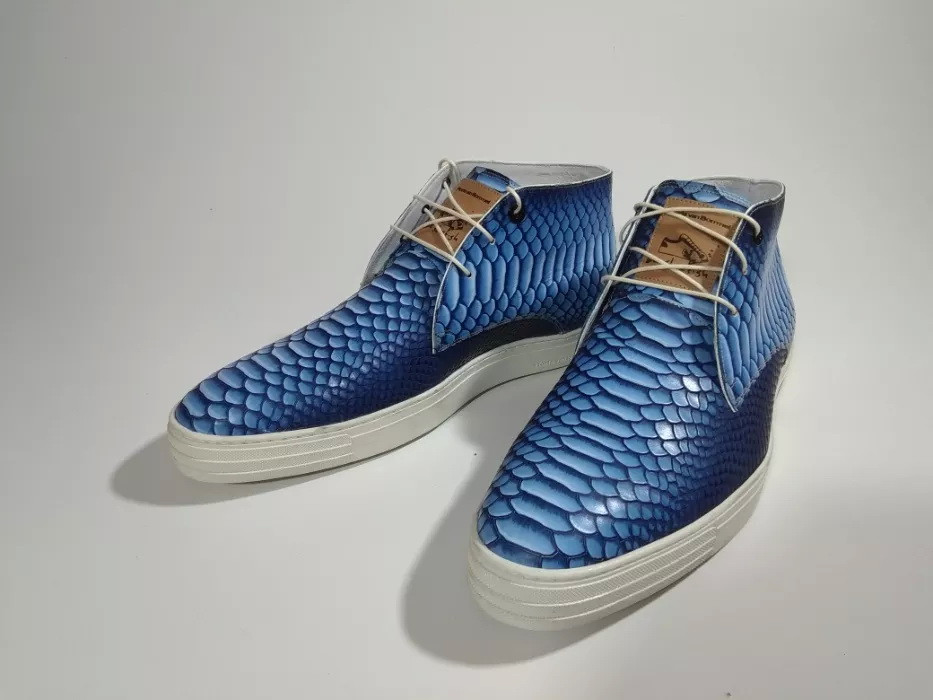 

Дизайнерские сникерсы Floris van Bommel " Le Shoefish "