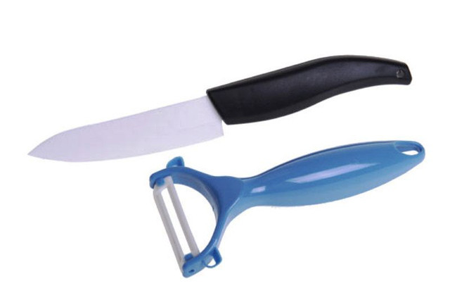 Керамический нож с устройством для чистки овощей и фруктов