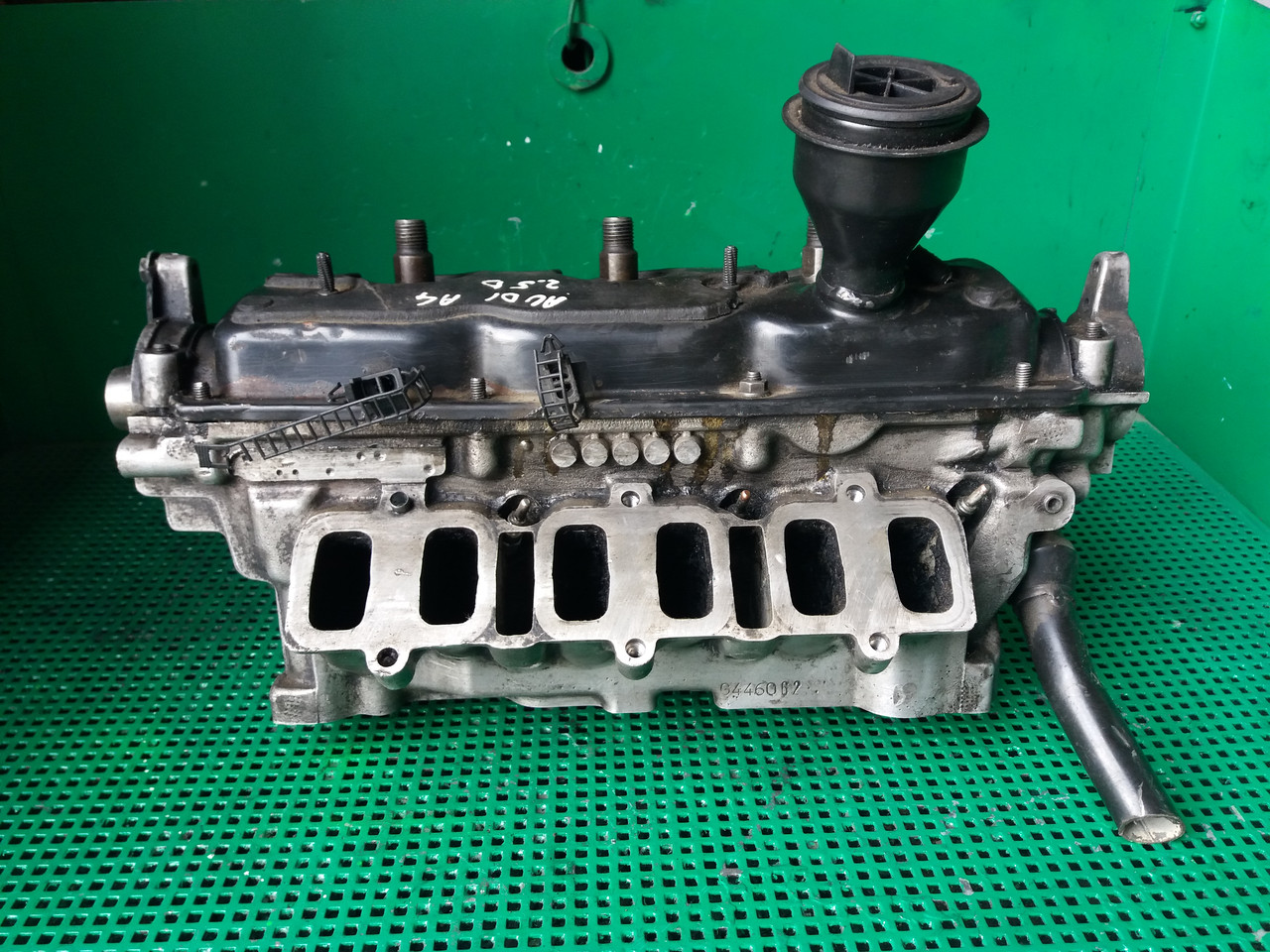 

Головка блока ГБЦ для Audi A4 2.5