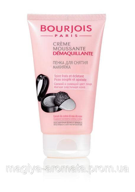 

Пенка для снятия макияжа Bourjois с экстрактами хлопка и розы 150 млл